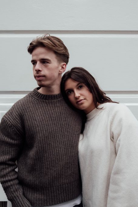 Romantische fotoshoot van een verliefd stel in Amersfoort