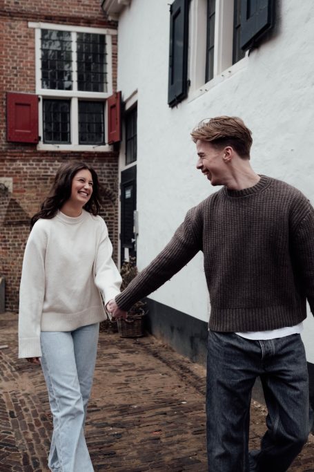 Romantische fotoshoot van een verliefd stel in Amersfoort